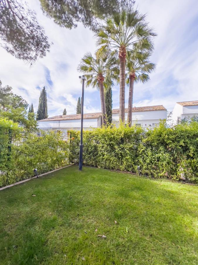 Appartamento Bajo Con Jardin En La Milla De Oro Marbella Esterno foto