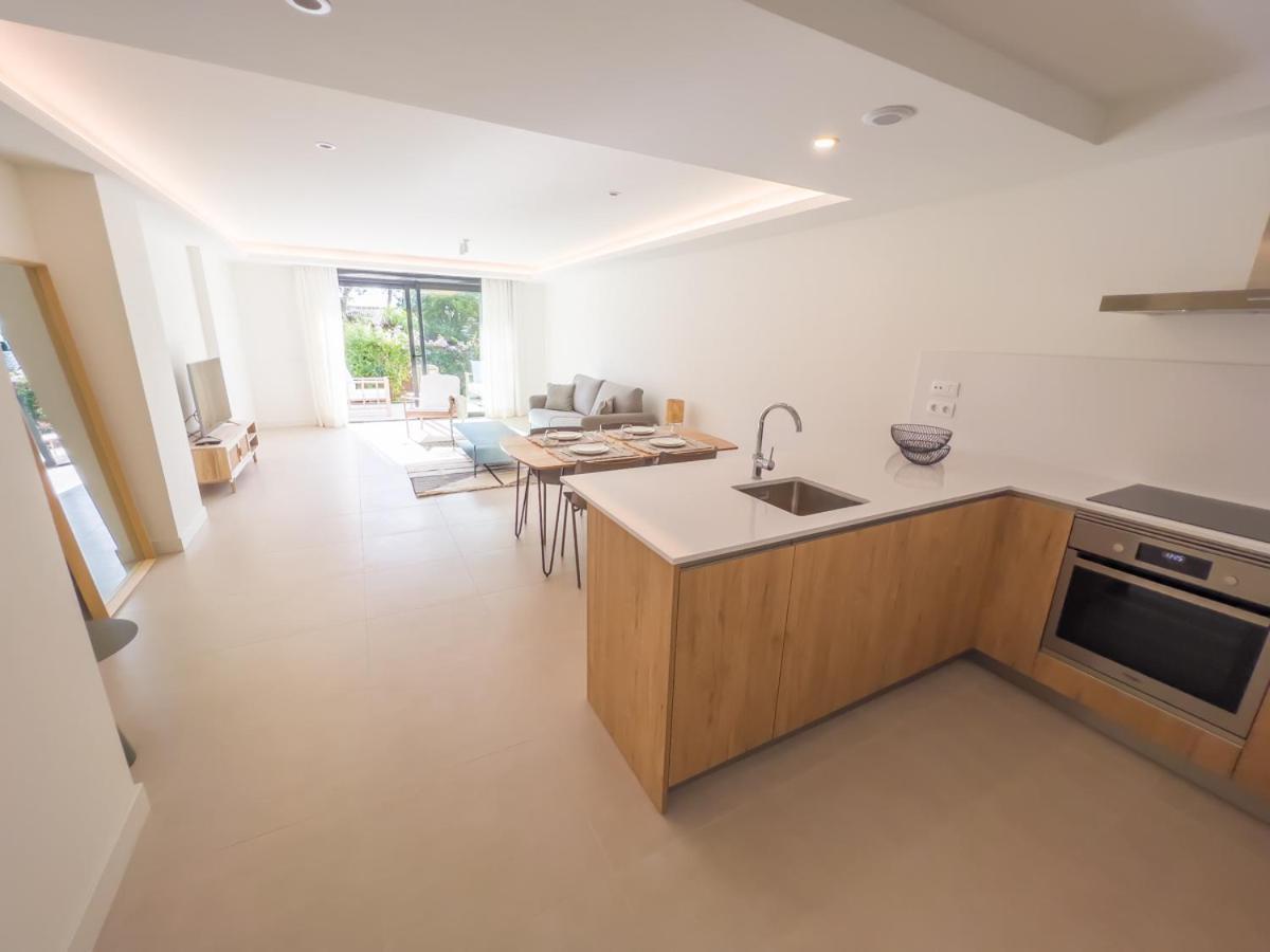 Appartamento Bajo Con Jardin En La Milla De Oro Marbella Esterno foto