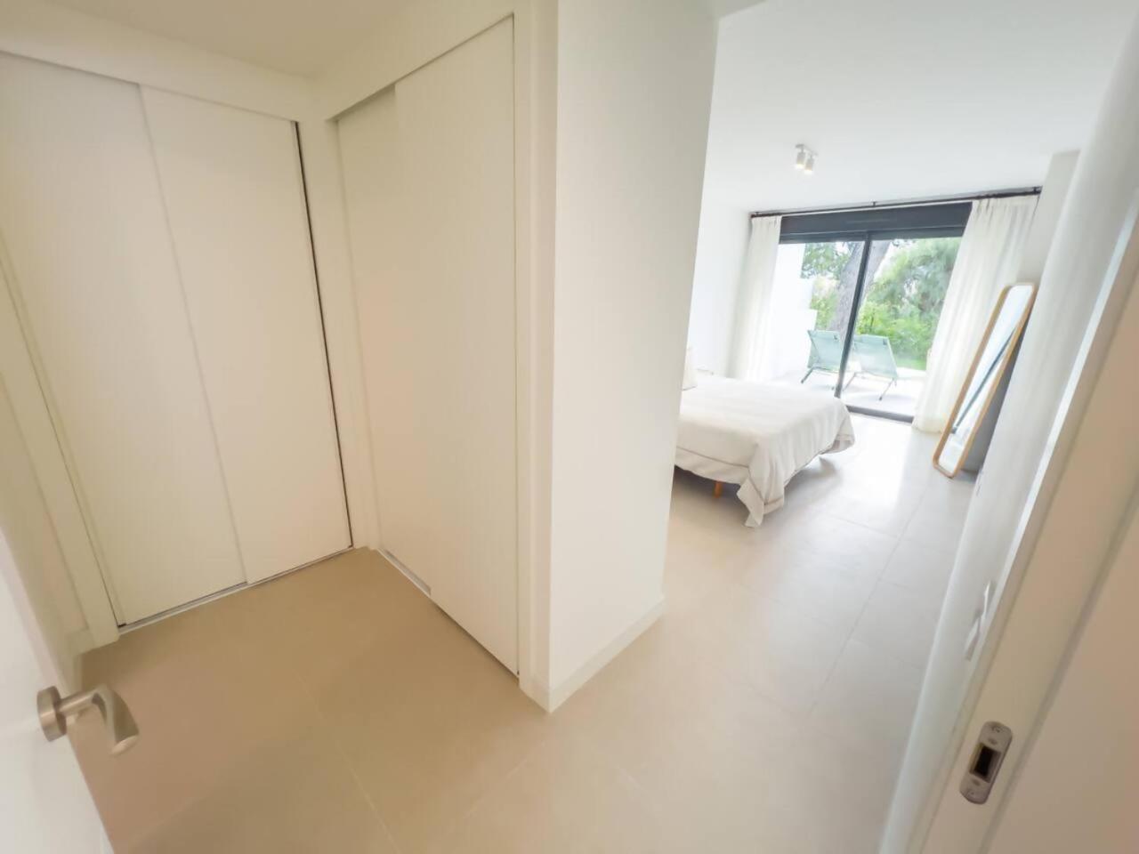 Appartamento Bajo Con Jardin En La Milla De Oro Marbella Esterno foto