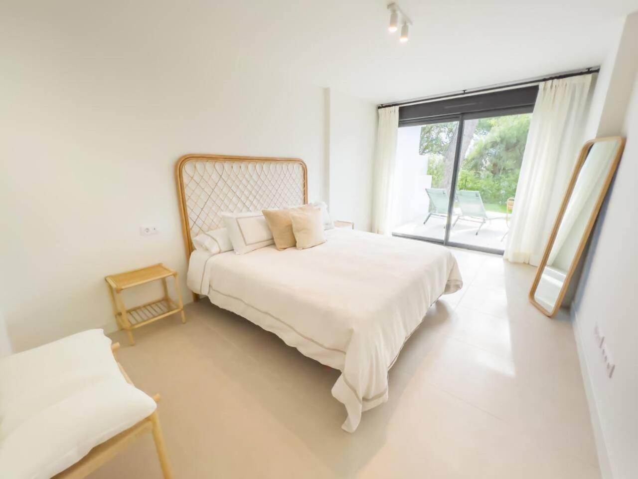 Appartamento Bajo Con Jardin En La Milla De Oro Marbella Esterno foto