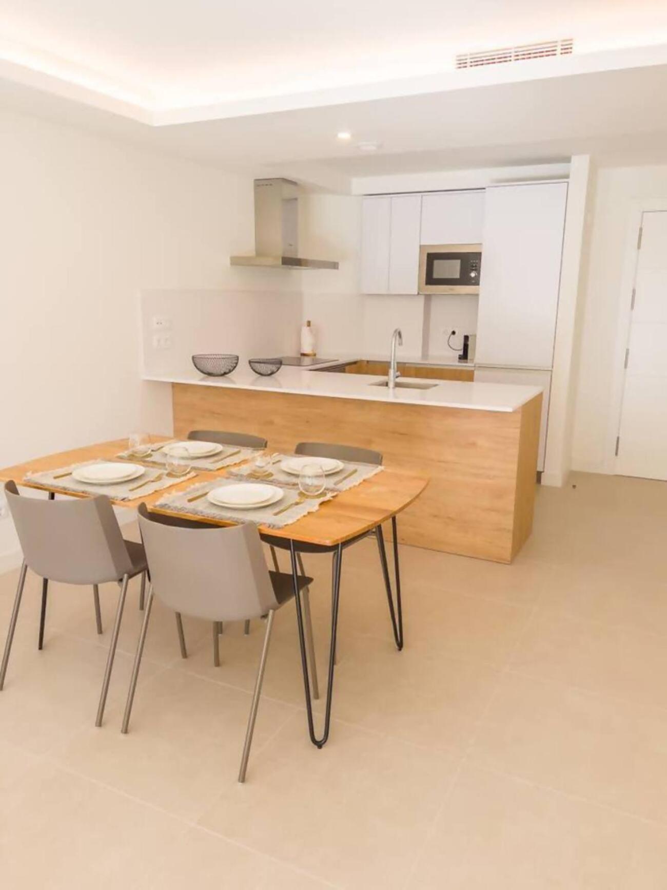 Appartamento Bajo Con Jardin En La Milla De Oro Marbella Esterno foto